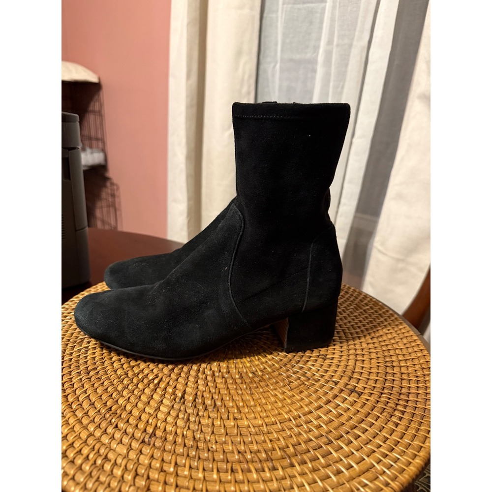 Gentle Souls by Kenneth Cole Elaine Black Suede Block Heel Ankle Boots Size 8M